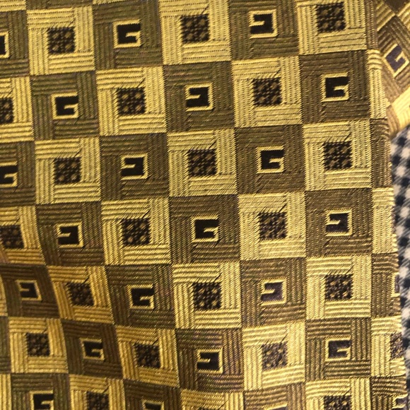 🥁🥁Men’s vintage Gucci necktie. Gold. EUC. BEAUTIFUL. RSRE - Picture 3 of 12
